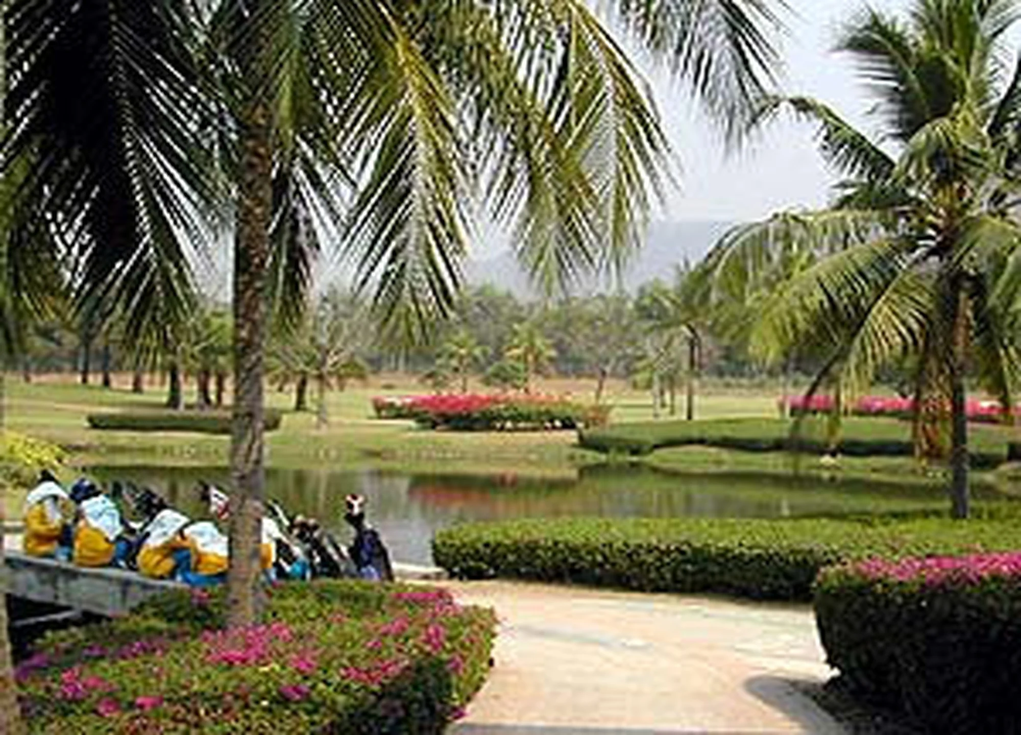 크리스탈 베이 골프 클럽 gallery 2