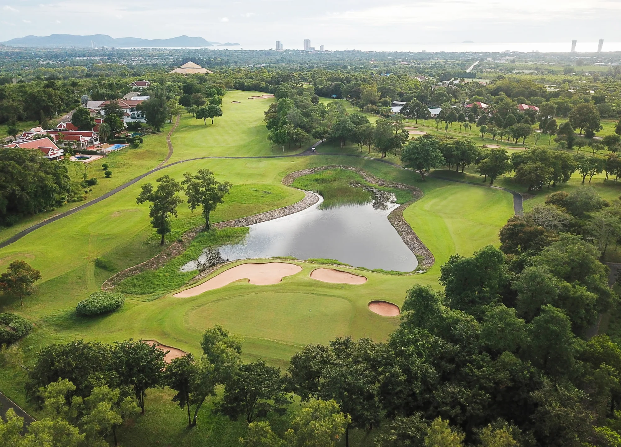 피닉스 골드 골프 앤 컨트리 클럽 (파타야) gallery 1